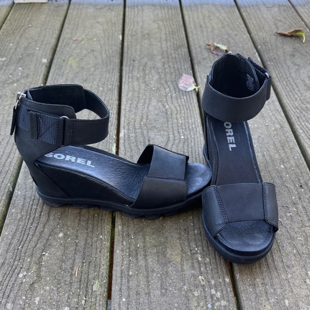 Sorel Black Wedge Sandal, Ankle Strap w/ Zip - Sz 8.5